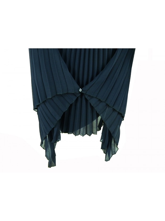 Elegant woman dress in pleated, with upper part in alcantara