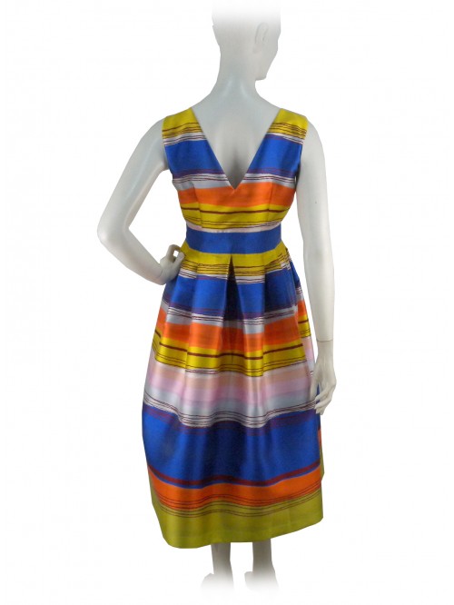 Woman dress with a wide shoulder-length collar, striped fabric