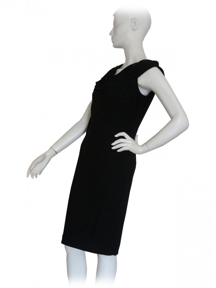 Vestito Donna in maglina con scollatura morbida, decoro su tinta