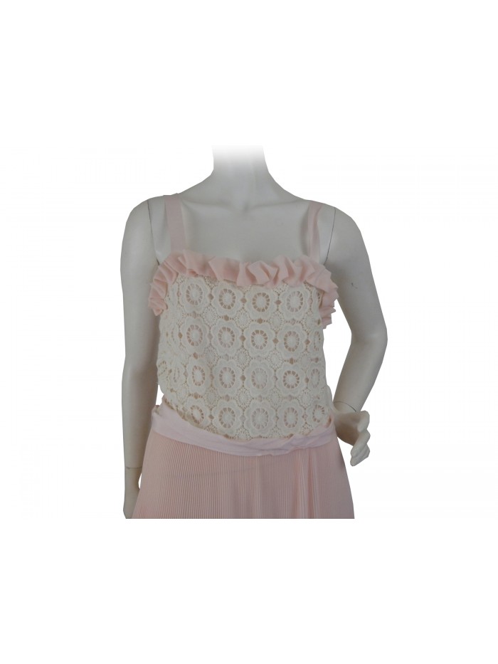 Woman dress with shoulder strap and bodice with pleated flounce