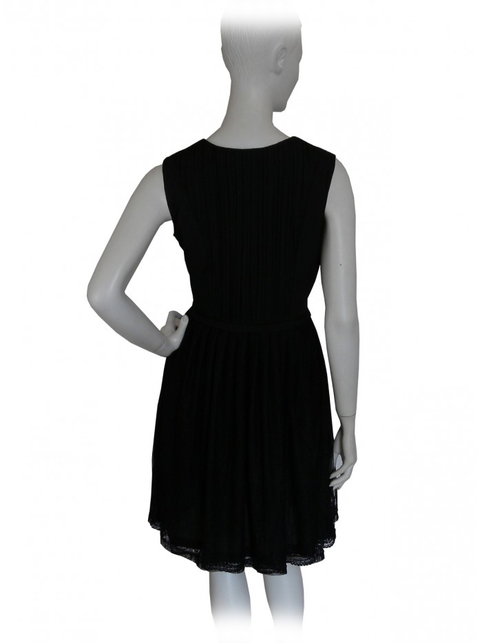 Vestito Donna con corpetto plissettato e gonna in pizzo.