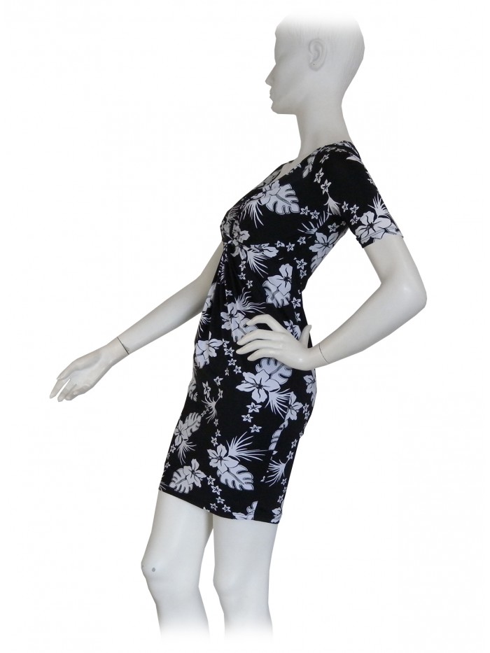 Slim half sleeve woman dress, with rhinestone neckline edging