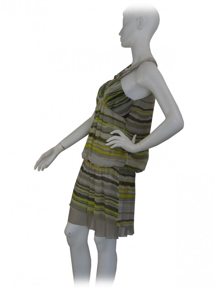 Woman dress with American pattern and stone inserts