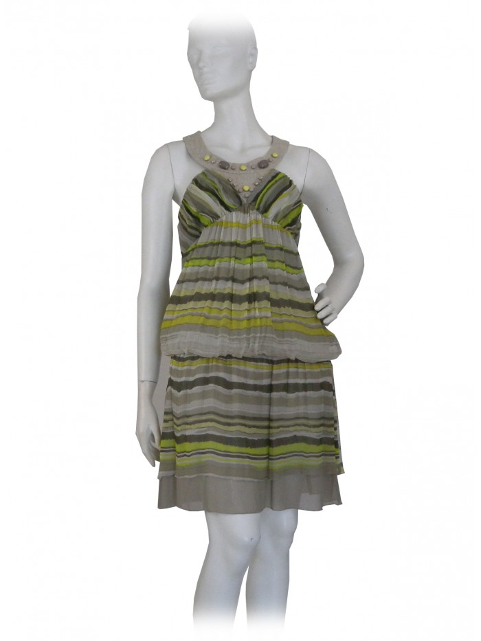 Woman dress with American pattern and stone inserts Woman dress with American pattern and stone inserts