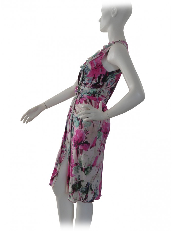 Woman dress in knit, V-neck with draped stone inserts