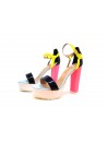 Sandali Donna vernice glossy fluo, tacco alto con zeppa bianca.