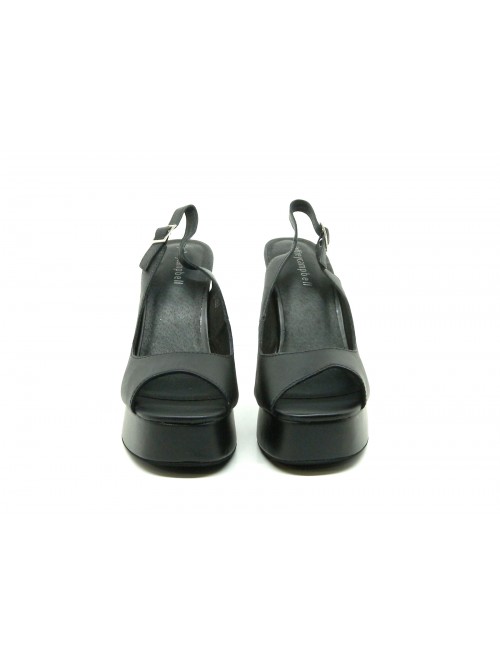 Sandali Donna con zeppa e tacco black, pelle opaca.