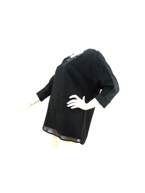 Wide women's blouses with lace-effect front with studs