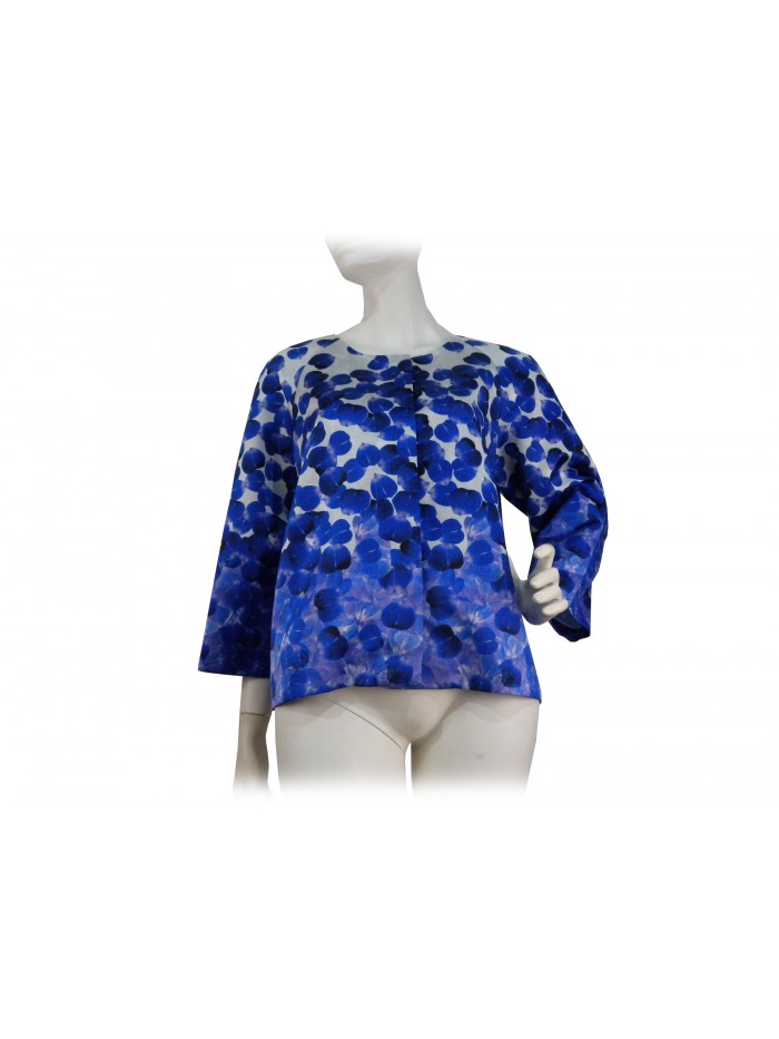 Giacca donna Ortensia cappa duchesse con petali blu su fondo grigio Giacca donna Ortensia cappa duchesse con petali blu su fondo grigio