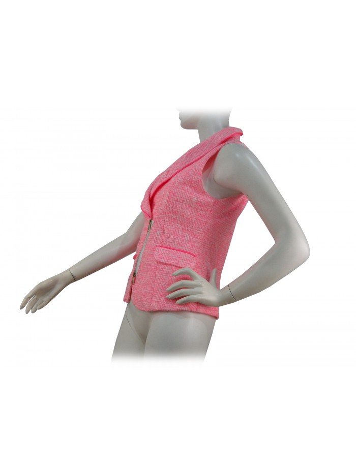 Flared women's waistcoat, edging on color, textured fabric