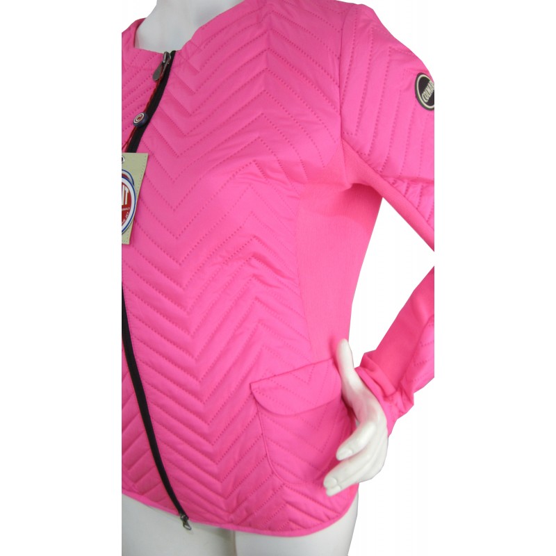 Women's quilted jacket in zig-zag contrast fabric sides with zip closure.