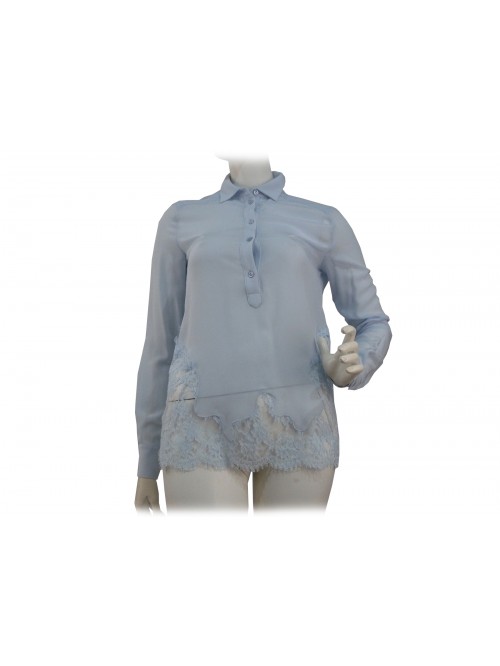Long sleeves shirt, 3 buttons with lace bottom. Long sleeves shirt, 3 buttons with lace bottom.