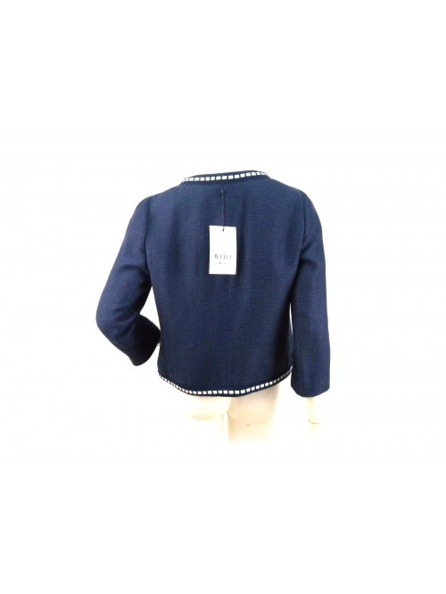 Woman lined chanel model, 3/4 sleeve with ribbon decoration