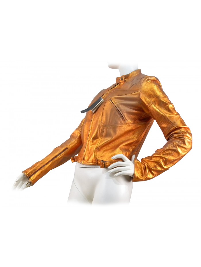 Women's jacket with a Korean collar with central zip closure, chest pockets