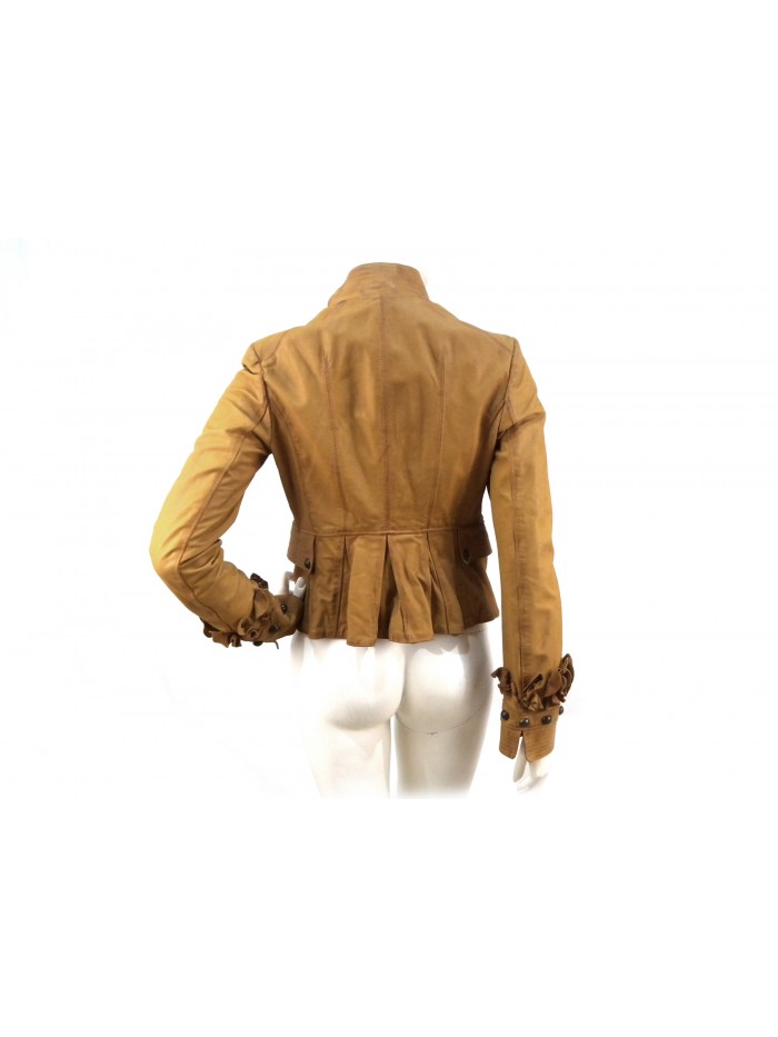 Giacca donna decorata con inserti floreali in pelle su petto