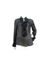 Woman shirt with double ruffles, pleated neck and lower edges and wrists.