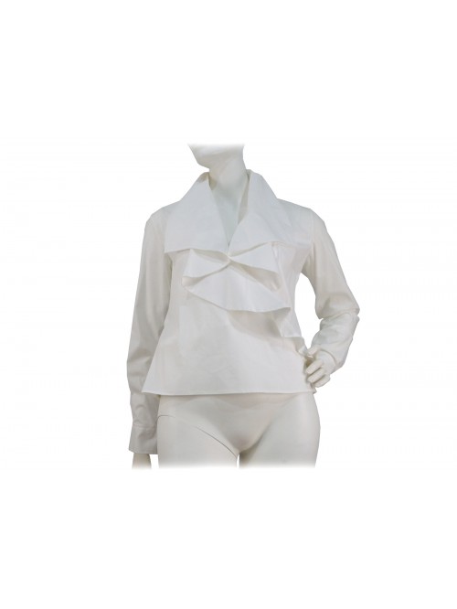 Woman shirt with particular collar and closure, single button on the side Woman shirt with particular collar and closure, single button on the side