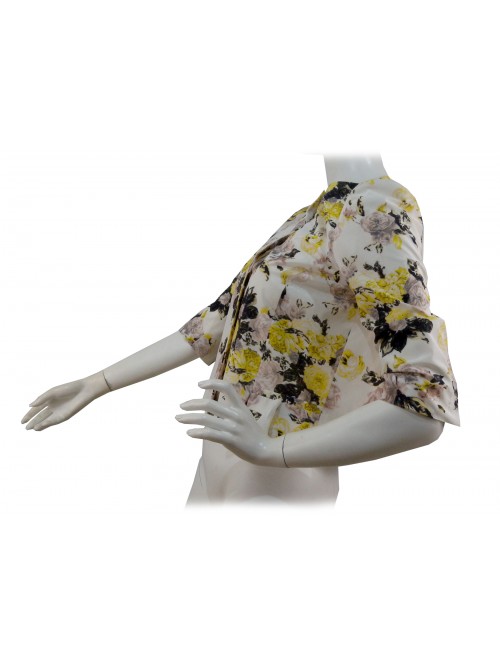 Women's short model chanel jacket, 3/4 sleeve, buttons