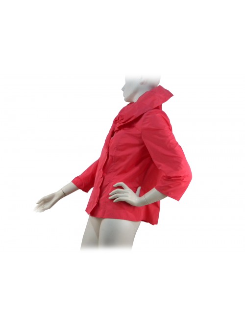 Giacca donna collo alto sfiancata, manica 3/4, chiusura laterale