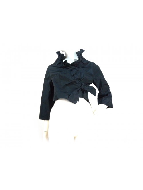 Women's jacket with folded shrugs, 3/4 wide sleeves Women's jacket with folded shrugs, 3/4 wide sleeves