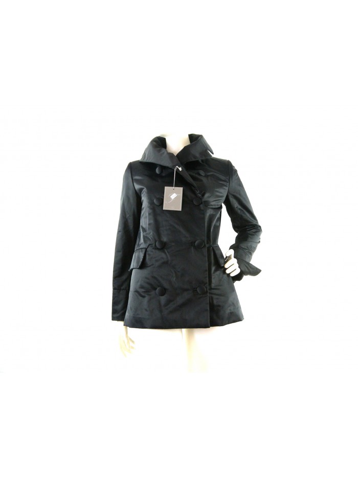 Women's jacket with double-breasted pattern with matching buttons Women's jacket with double-breasted pattern with matching buttons