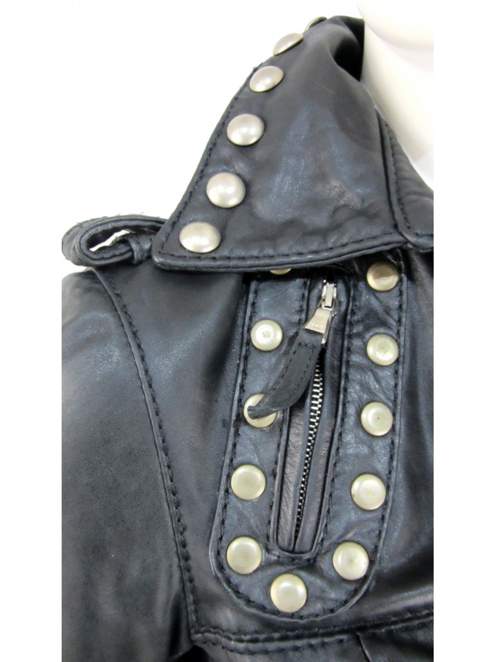 Giubbotto donna foderato, modello biker con borchie su collo