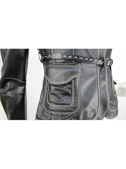 Giacca donna sfiancata taglio maschile con cintura impunturata