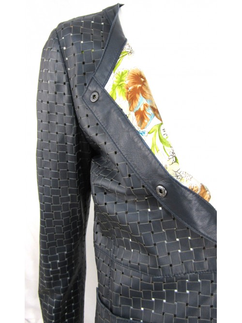 Woman braided jacket duster chanel 2 pockets central closure