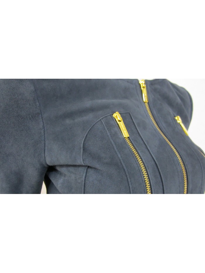 Short reindeer woman jacket with vertical and horizontal pockets