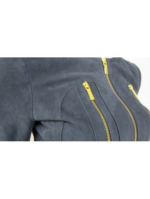 Short reindeer woman jacket with vertical and horizontal pockets