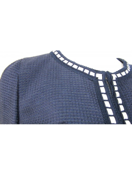 Woman lined chanel model, 3/4 sleeve with ribbon decoration