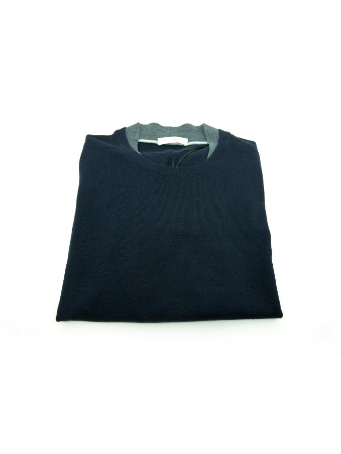 Maglia uomo modello collo a giro doppio strato a contrasto. Maglia uomo modello collo a giro doppio strato a contrasto.