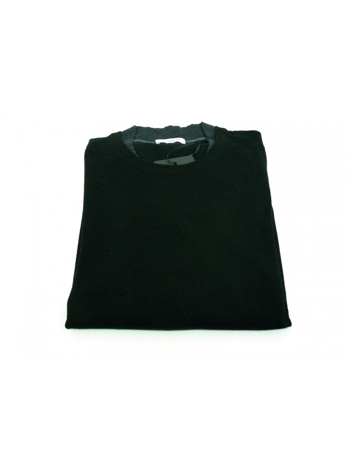 Maglia uomo modello collo a giro doppio strato a contrasto.