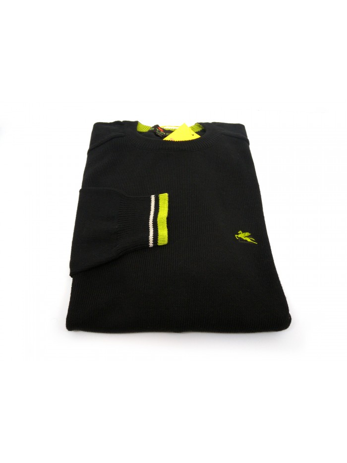 Classic men's shirt, round neck model, righini on cuff.