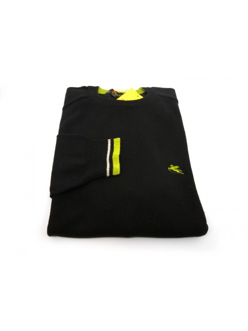 Maglia uomo classica, modello giro collo, righini su polsino. Maglia uomo classica, modello giro collo, righini su polsino.