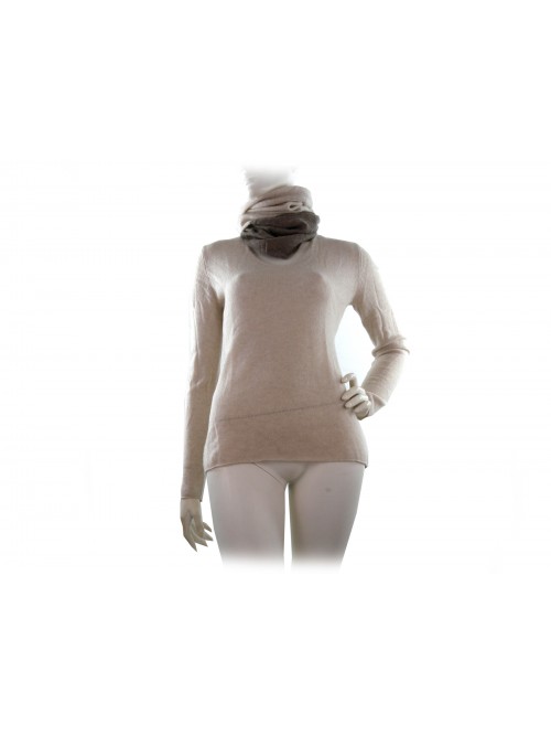 Women's shirt art.W03012, 100% Cashmere Made in Italy, wide V-neck Women's shirt art.W03012, 100% Cashmere Made in Italy, wide V-neck