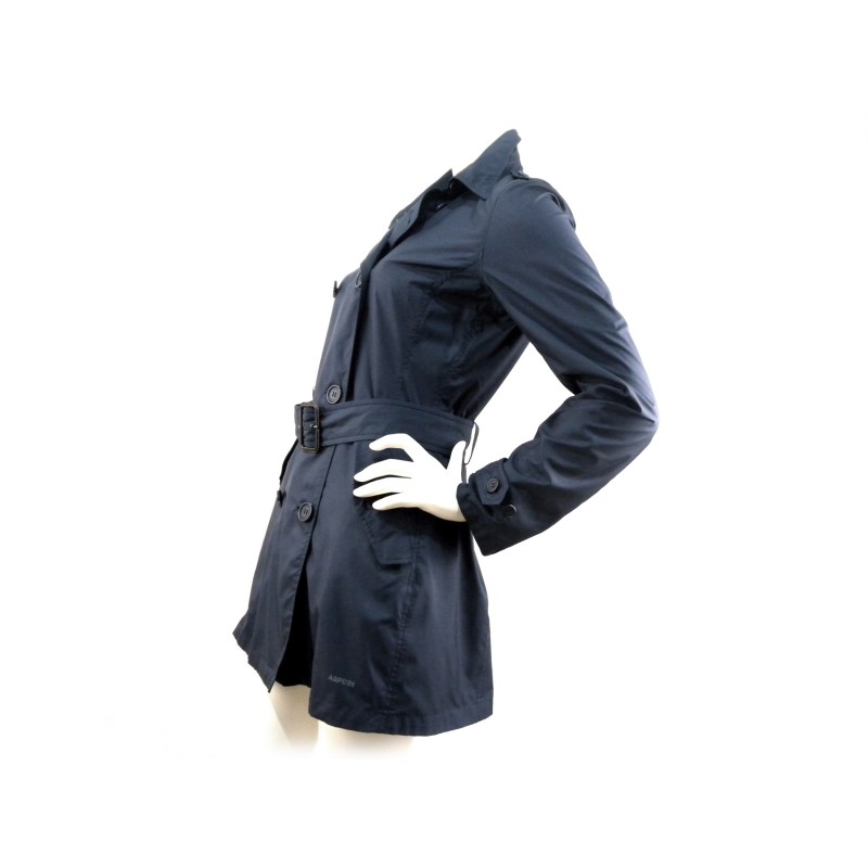 Giacca Donna Impermeabile Pipillotta doppio petto chiusura zip e bottoni con cintura vita regolabile.