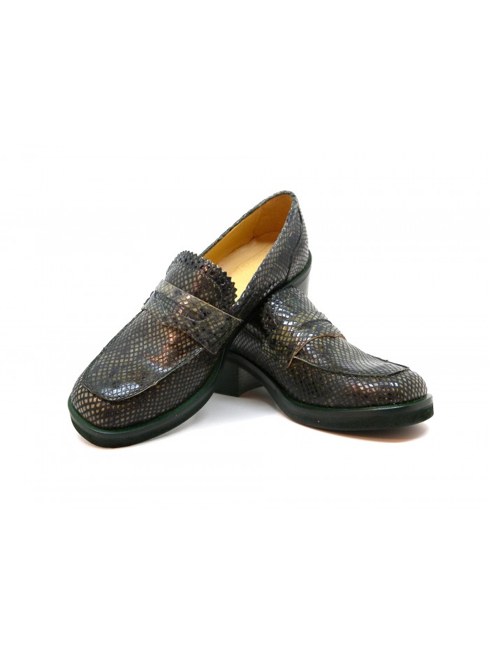 Woman shoe art. 89 Pytho Verde, 50 mm heel, python-effect calf leather.
