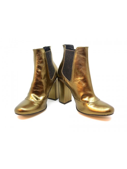 Woman shoe Mod. Tronchetto Tacco Tondo Gold, antique effect leather, elastic side, 100 mm heel