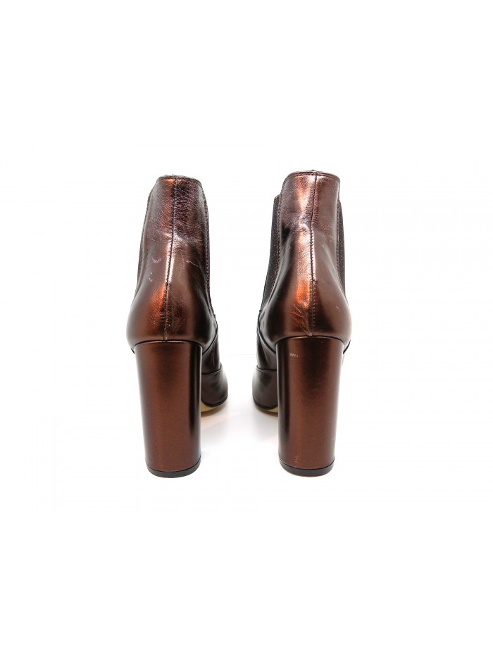 Woman shoe Mod. Tronchetto Tacco Tondo Rame, antique effect leather, elastic side, 100 mm heel