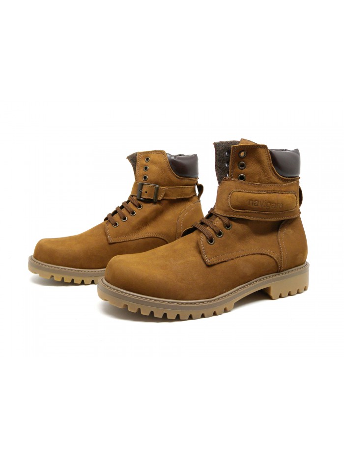 Amphibious women's shoe Mod. 3494NV laced with carrarmed sole, additional side closure with buckle, Made in Italy suede leather.