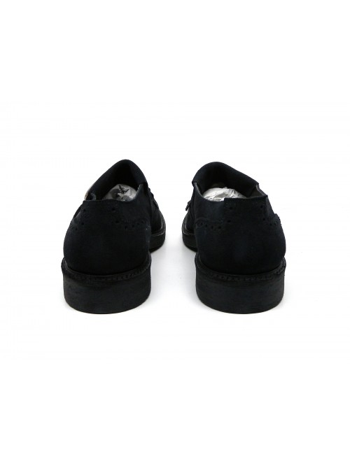 Man shoe Mod. 2804 / L Blue, model inglesina with side buckle and fringes, round toe, suede leather Made in Italy.