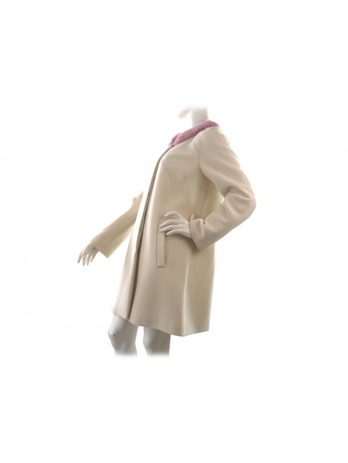 Woman jacket Mod. 39338 Lapin, over 3/4 model with 2 side pockets, concealed buttons, fixed collar with pink lapin fur.