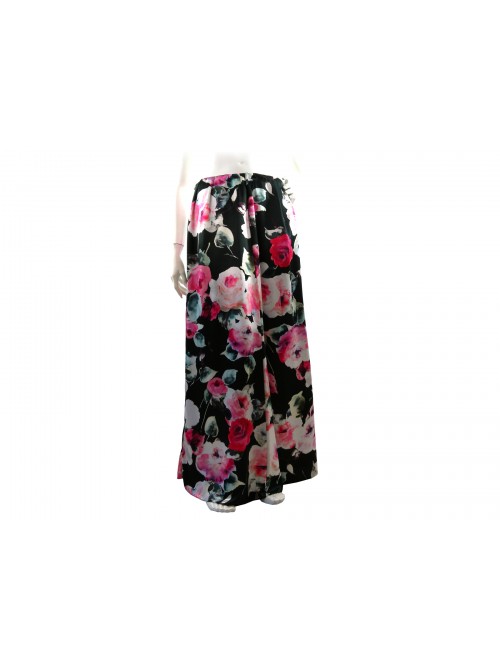 Women's skirt Art. 4347, wide model, heel length with taffeta effect pleats. Women's skirt Art. 4347, wide model, heel length with taffeta effect pleats.