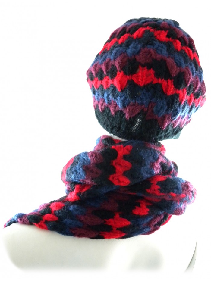 Sciarpa e Cappello con visiera solida a Maglia Larga.